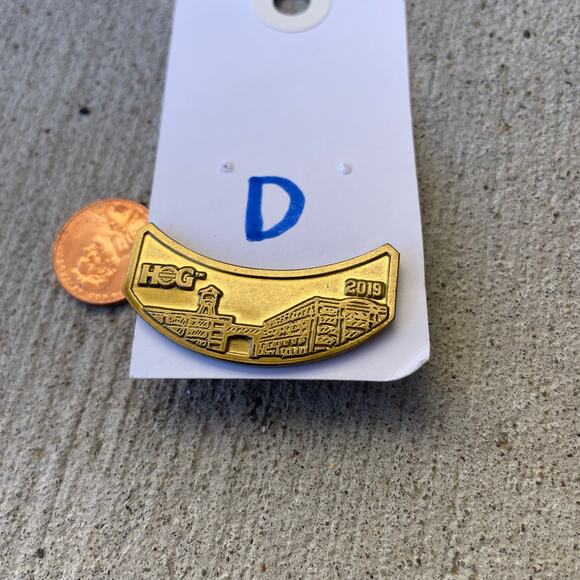 2019 HOG Harley Davidson Owners Group Pin Rocker Badge Wings HD Metal - Picture 9 of 9